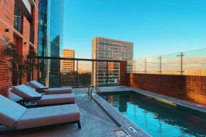 Luxury Studio in Zona 10 Guatemala with Pool
